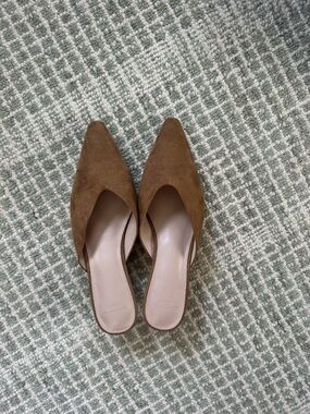 Abercrombie & Fitch Brown Suede Pointed-Toe Mule Flats